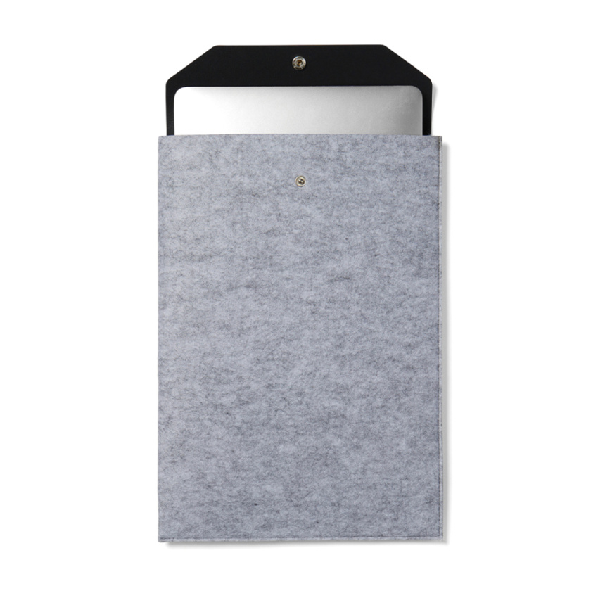 LAPTOP-SLEEVE-OPEN-gerecycled-vilt-grijs Laptopsleeve vilt – Vinga