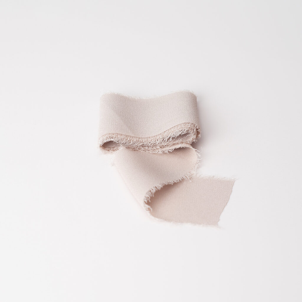zijden-lint-beige-1024x1024 Enveloppendoos kraft (3 items)